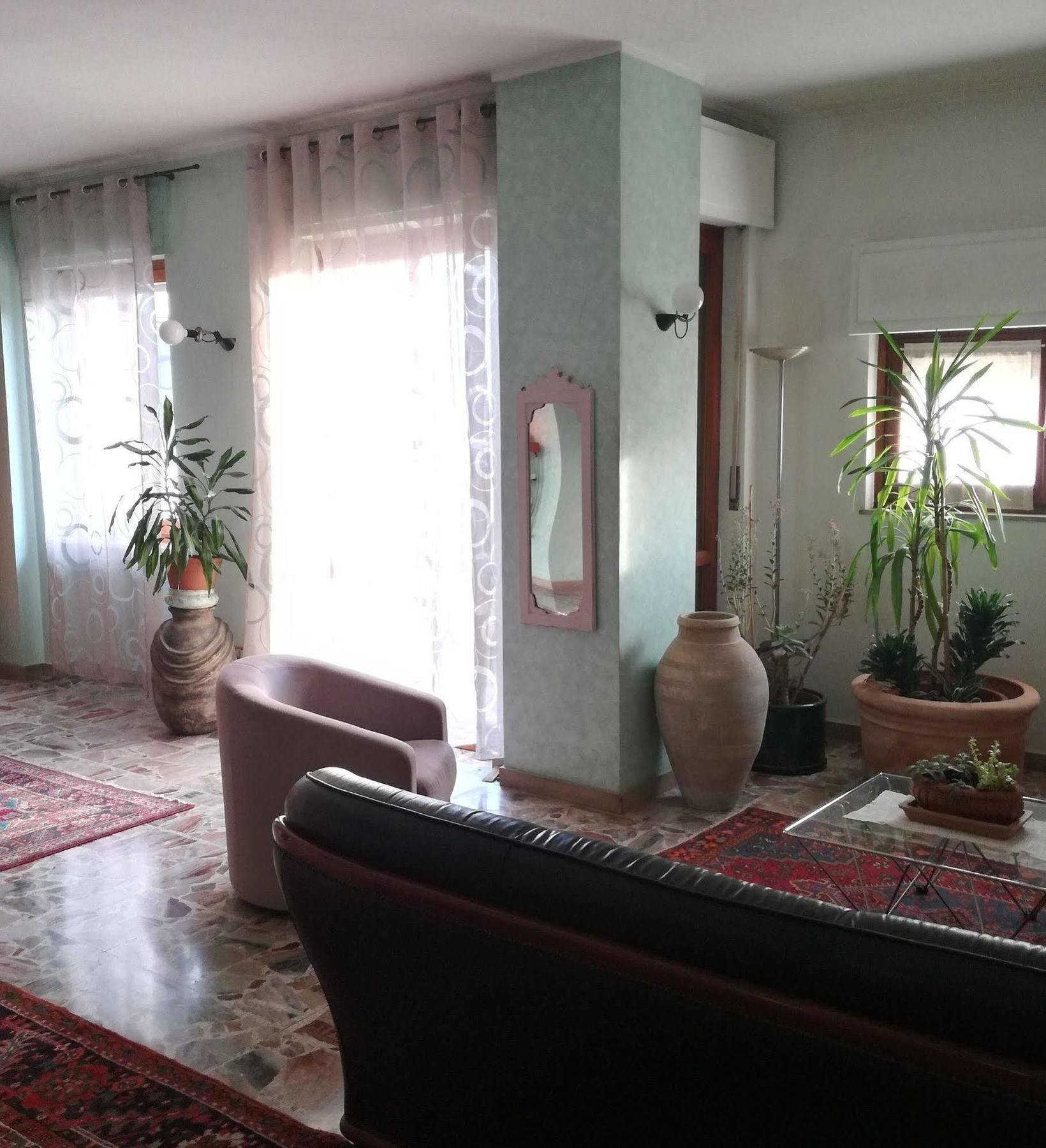 Hotel Doc Canelli Luaran gambar